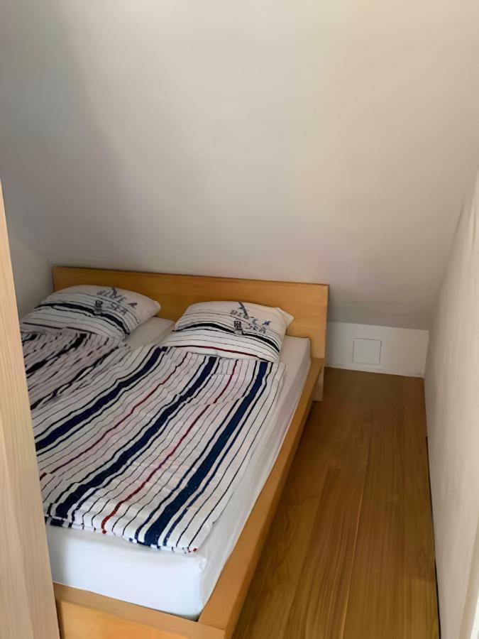 Zimmer 31Qm Inkl. Duschbad هامبورغ المظهر الخارجي الصورة
